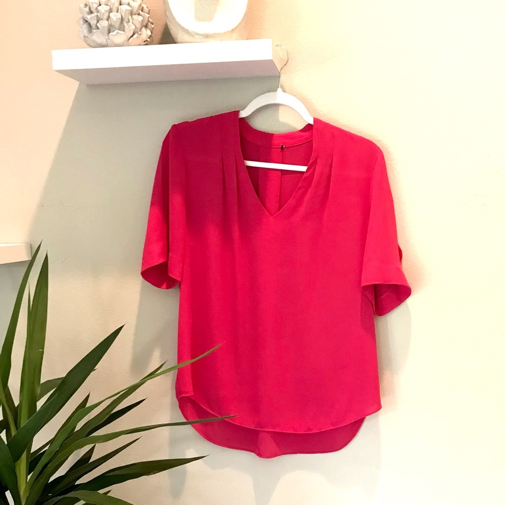 VINCE CAMUTO Shirt Sleeve Top
